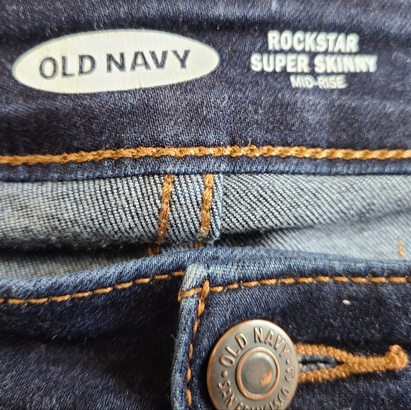 (749) Old Navy Woman's Rockstar Skinny Mid-Rise Denim Jeans, Size: 4 Color: Blue - Picture 8 of 16